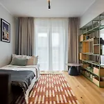 River View بوخارست