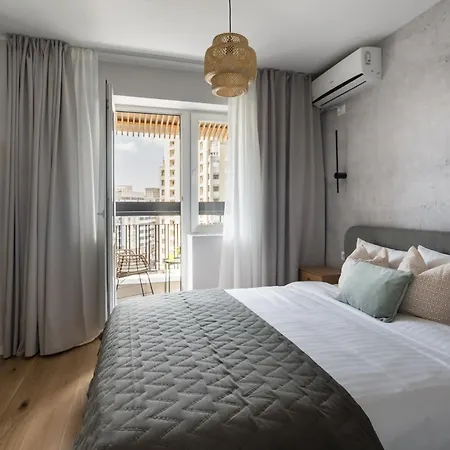 Апартаменты River View