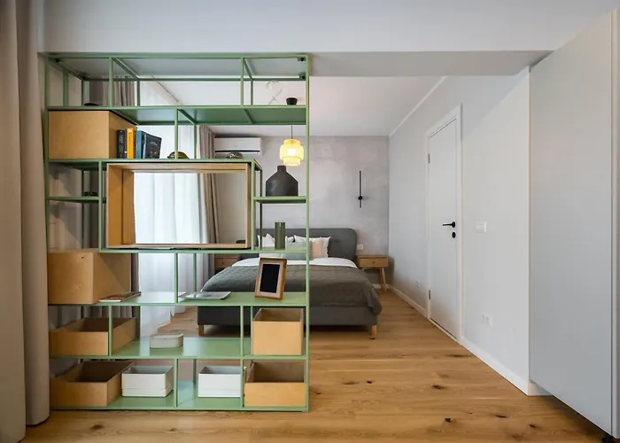 Apartament River View *